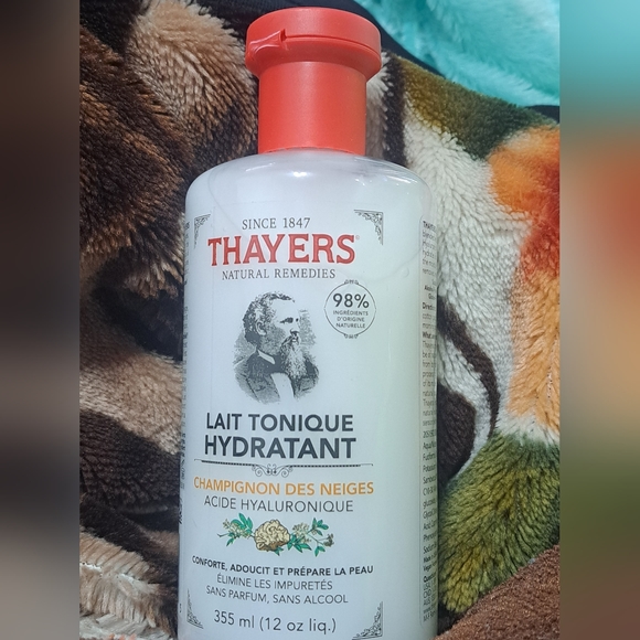 Thayers Hydrating Milky Toner - Picture 2 of 3
